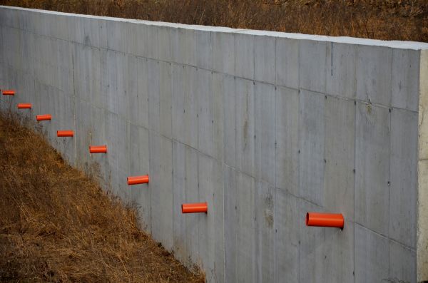Cost of Retaining Wall Drainage in Norristown